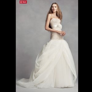 CLEARANCE! White VERA WANG Tulle Mermaid Wedding Dress 10